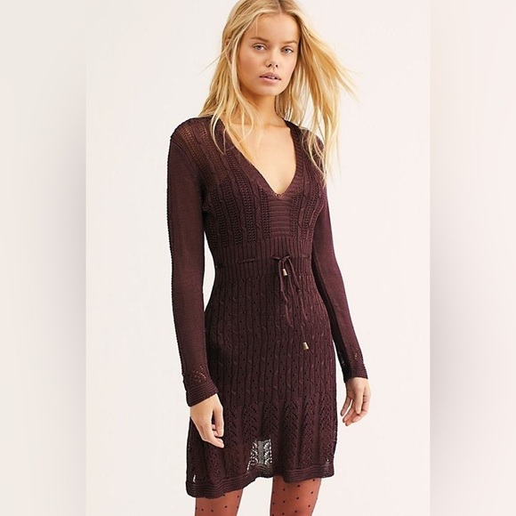 Free People Dresses & Skirts - Free People Miranda Mini  Sweater Dress Very Light Open Knit Burgundy Sz Small